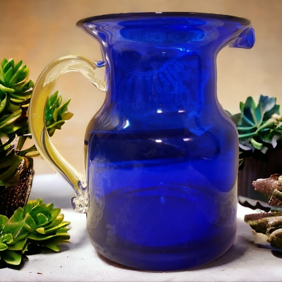 HOST PICK 😊 Gorgeous Designs Cobalt Blue Pitcher/Clear Handle - Picture 1 of 9